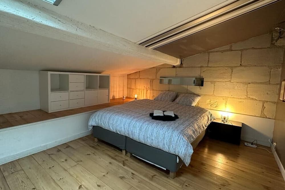 Photo of Bedroom in Lormont