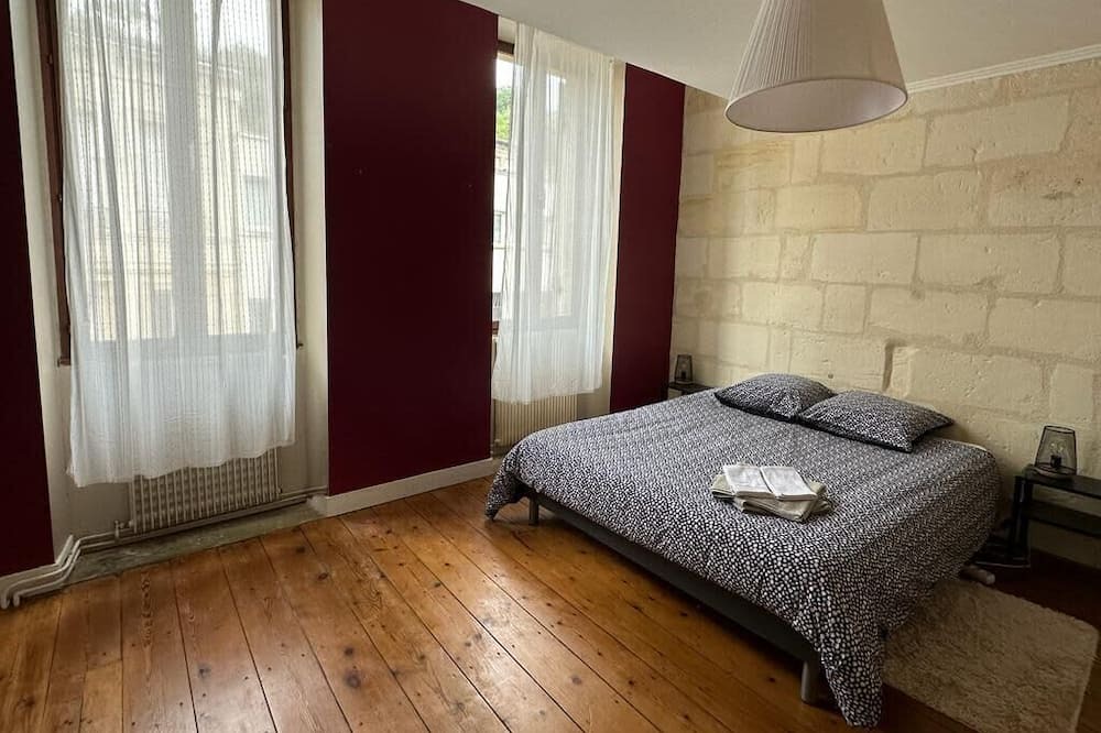 Photo of Bedroom in Lormont