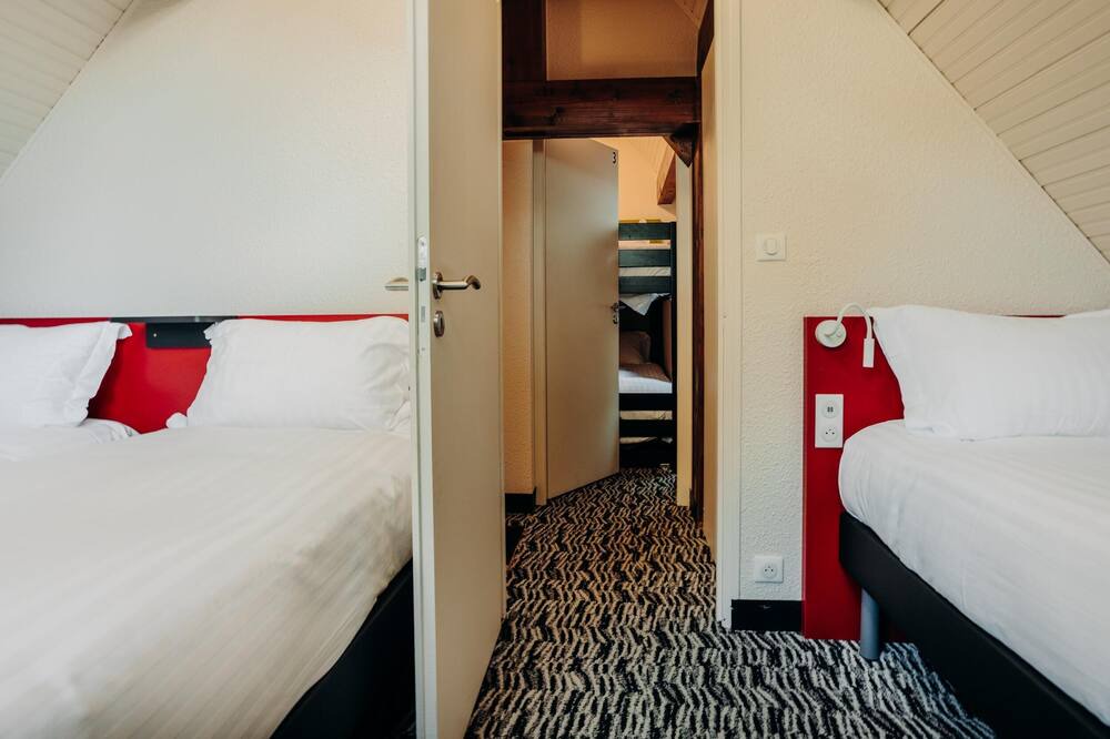 Photo of Bedroom in Eaux-Bonnes
