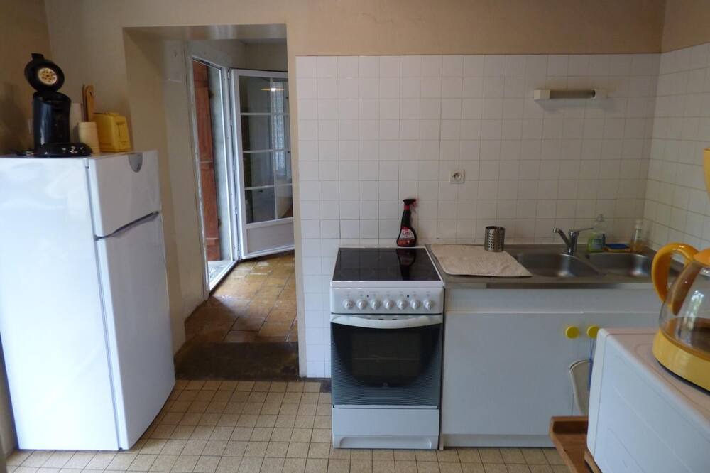 Photo of Kitchen in Saugnacq-et-Muret