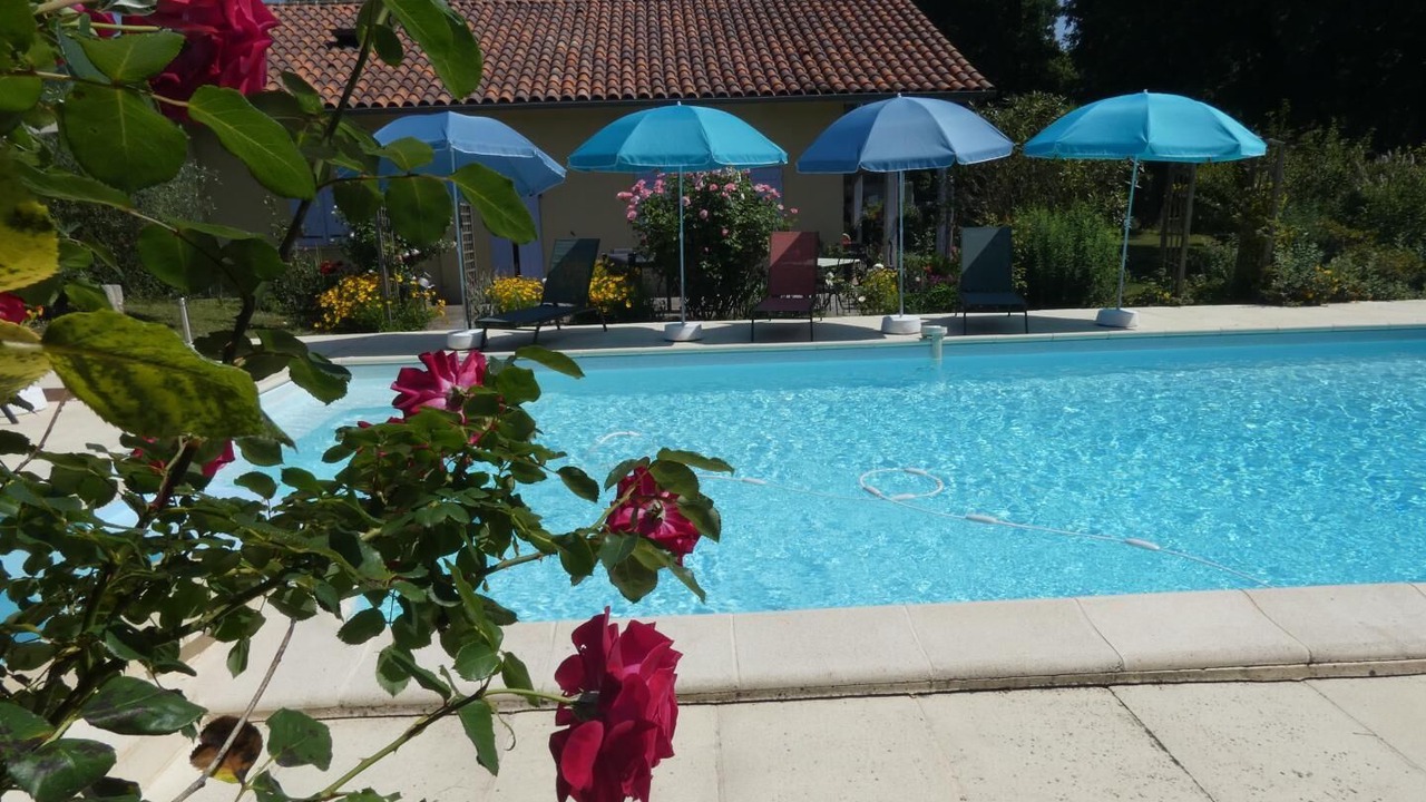 Photo of Outdoor in Lacquy