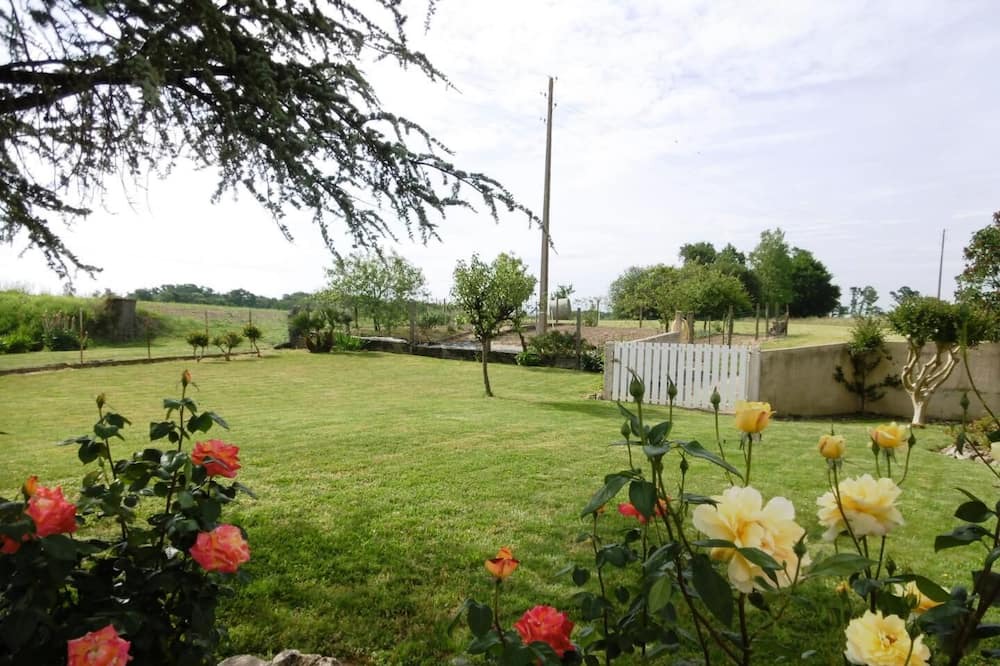 Photo of Outdoor in Serreslous-et-Arribans