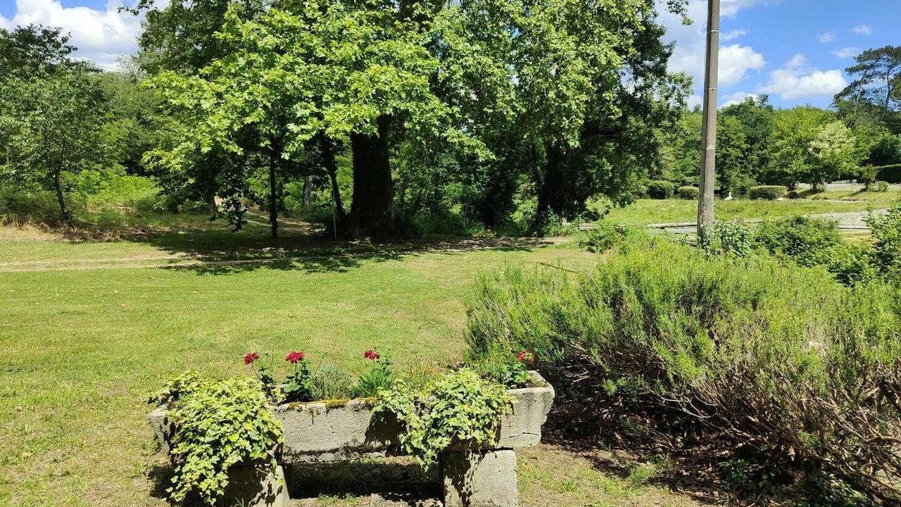 Photo of Outdoor in Pouydesseaux