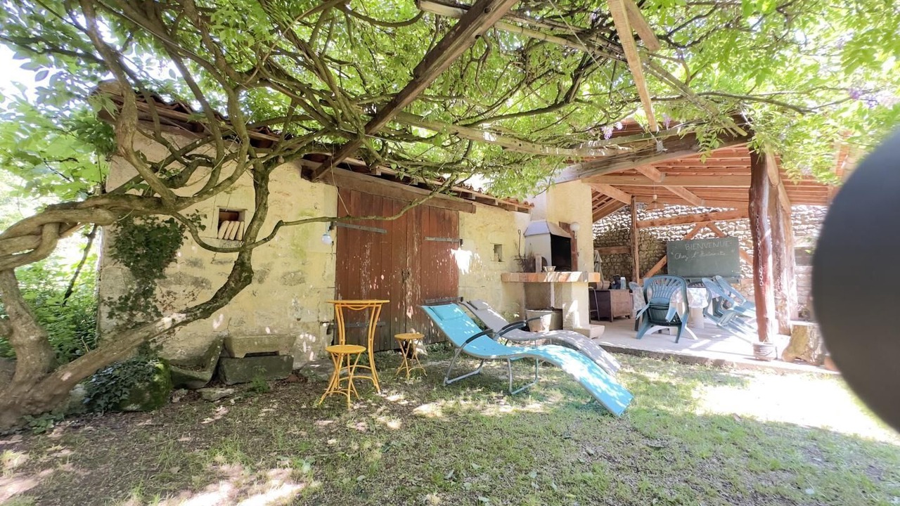 Photo of Outdoor in Persac