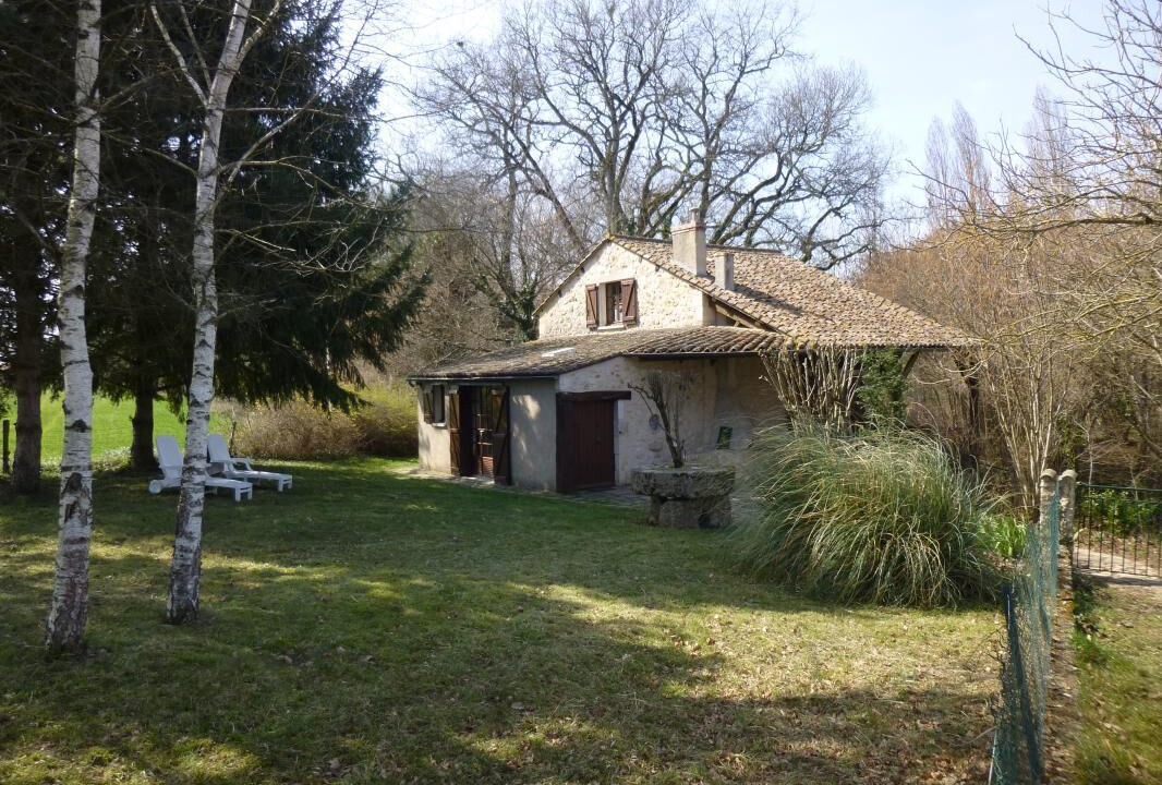 Photo of Outdoor in Journet