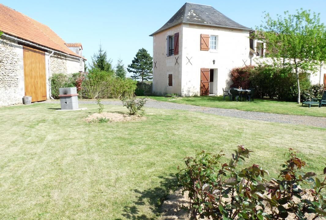 Photo of Outdoor in Leigne-les-Bois