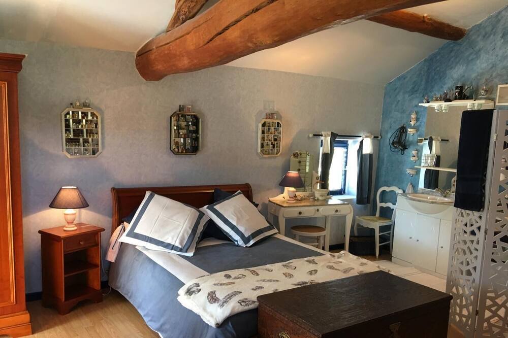 Photo of Bedroom in Ternay