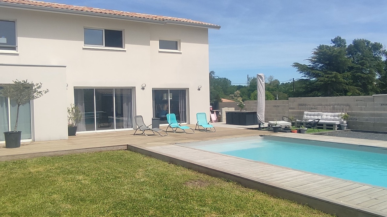 Photo of Outdoor in Ayguemorte-les-Graves