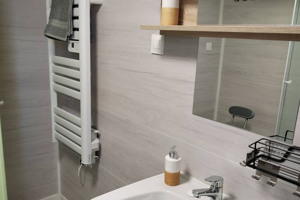 Photo of Bathroom in Boresse-et-Martron