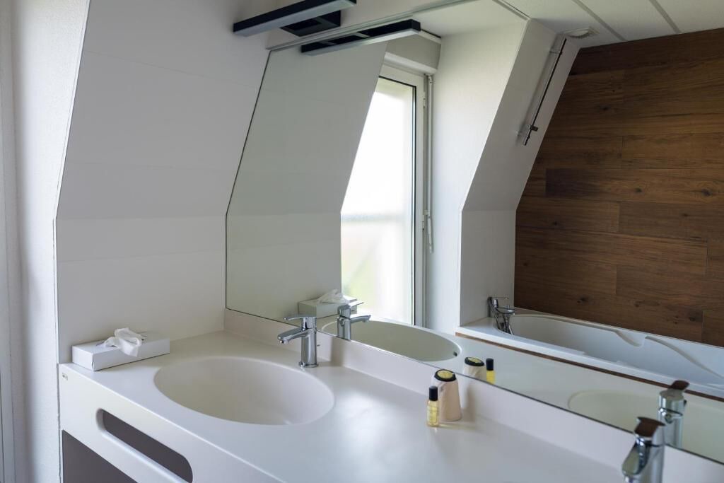 Photo of Bathroom in Oloron-Sainte-Marie