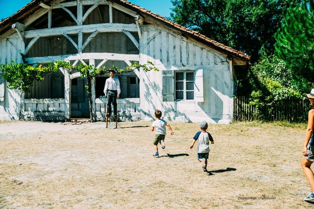 Photo of Outdoor in Bourideys