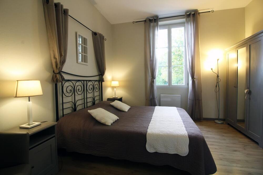 Photo of Bedroom in Cubnezais