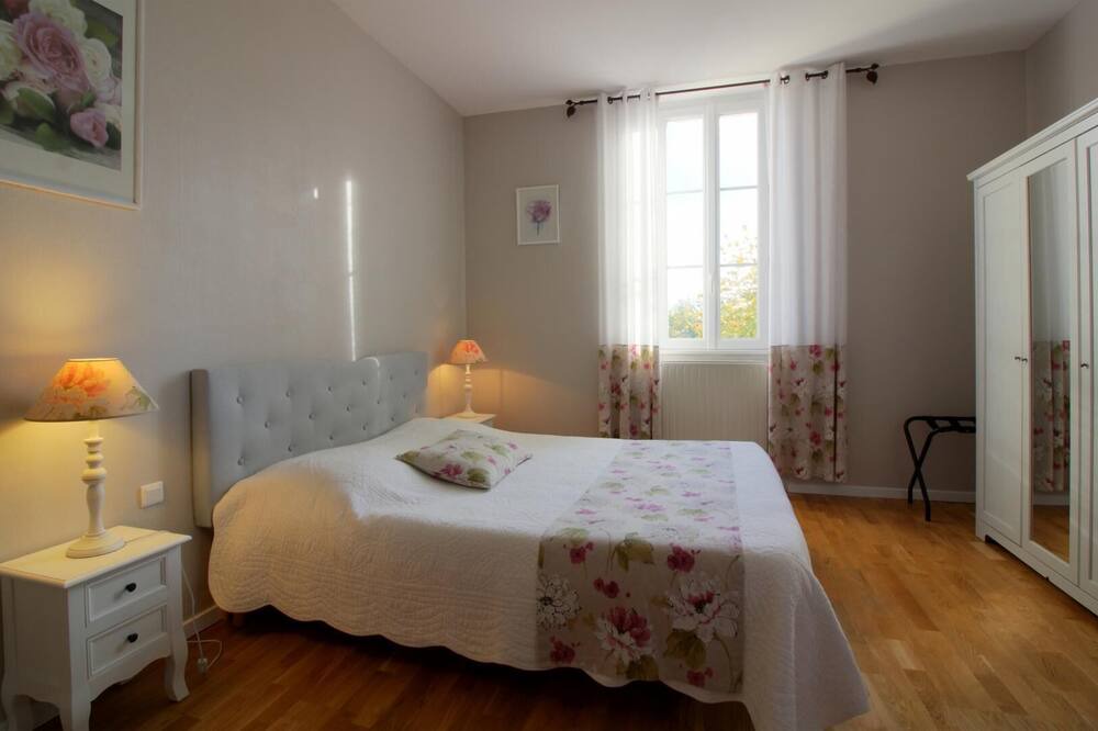 Photo of Bedroom in Cubnezais