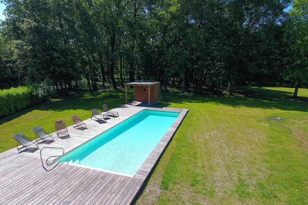 Photo of Outdoor in Listrac-Medoc