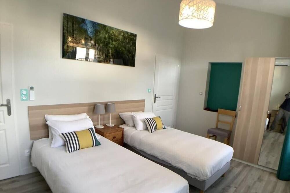 Photo of Bedroom in Listrac-Medoc