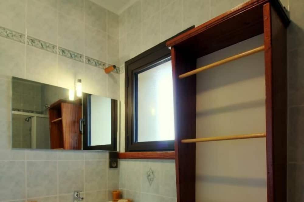 Photo of Bathroom in Marcillac