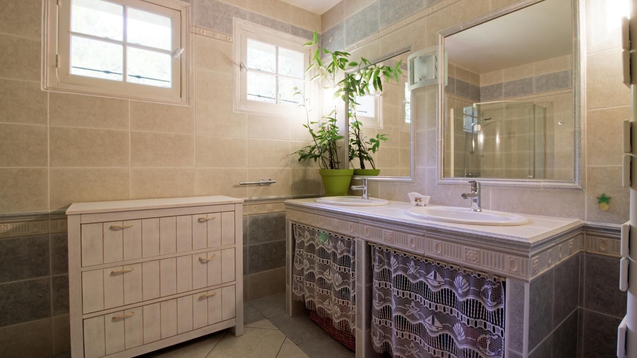 Photo of Bathroom in Ayguemorte-les-Graves