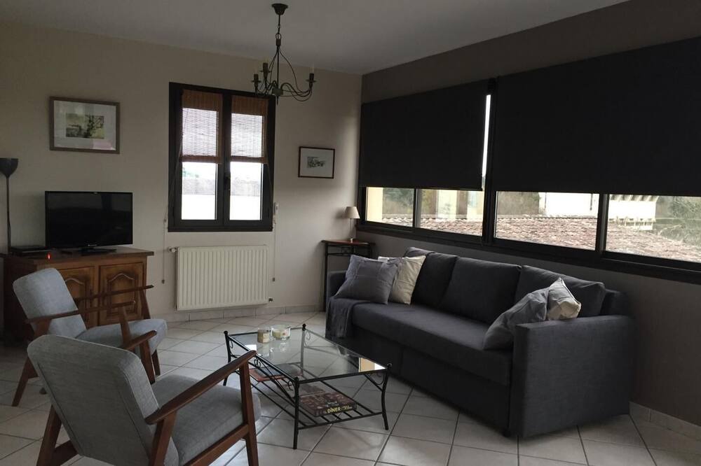 Photo of Livingroom in Portets
