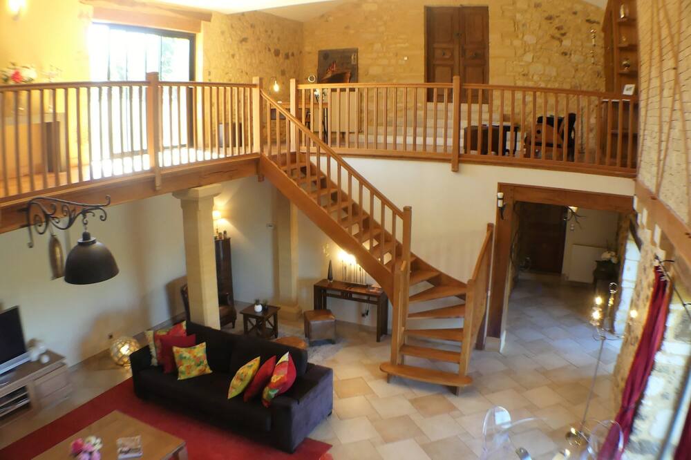 Photo of Livingroom in Domme