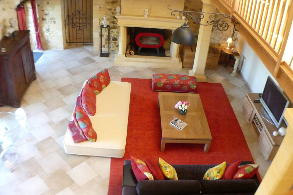 Photo of Livingroom in Domme