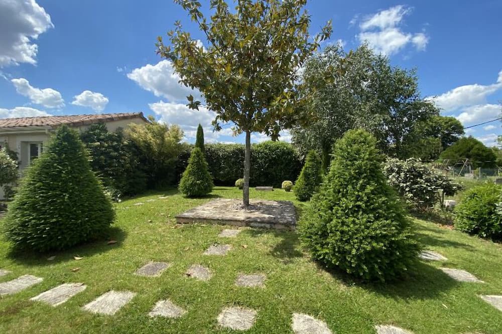 Photo of Outdoor in Loudun