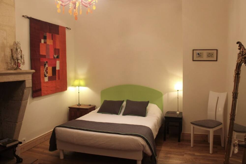 Photo of Bedroom in Bordeaux Golden Triangle
