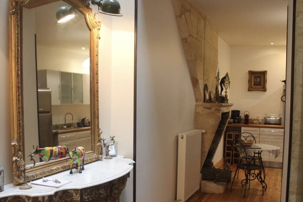 Photo of Bathroom in Bordeaux Golden Triangle