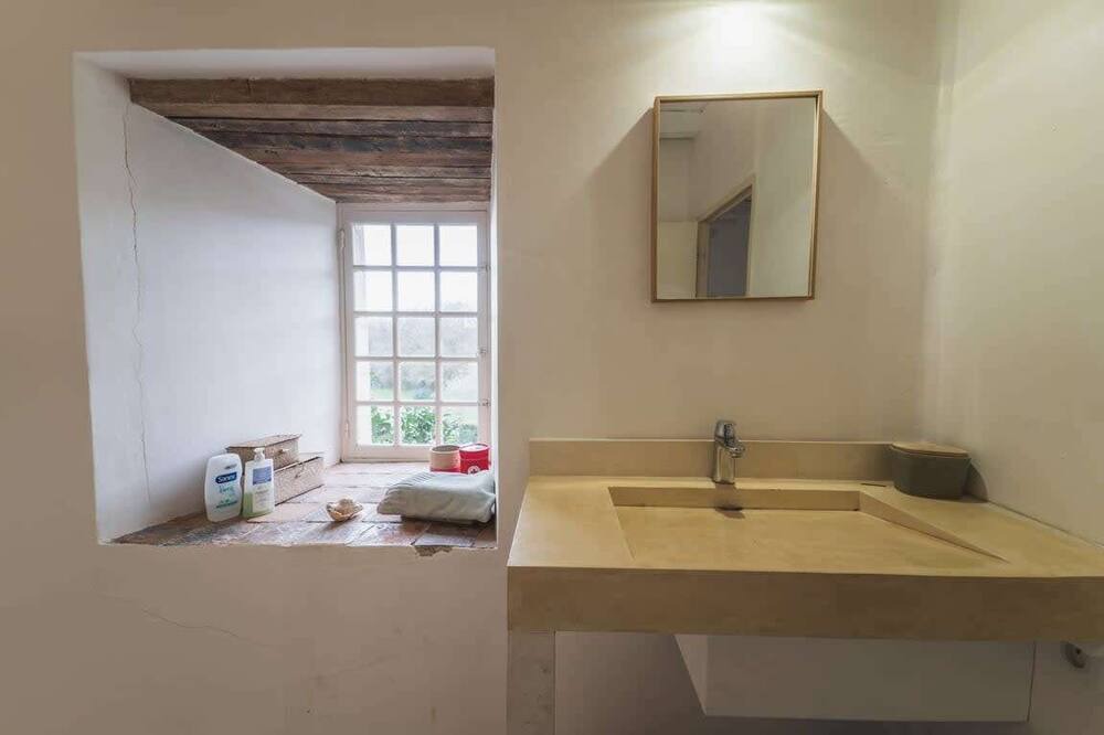 Photo of Bathroom in Liniers