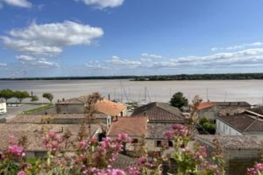 Photo of Others in Bourg-sur-Gironde