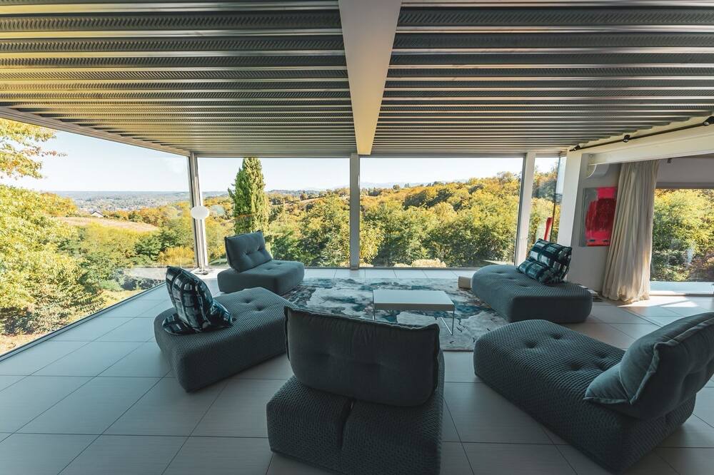 Photo of Patio Balcony in Jurancon