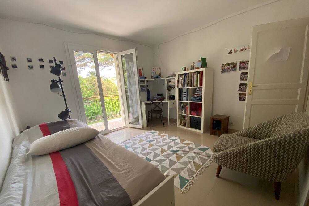 Photo of Bedroom in Lestonat - Monsejour