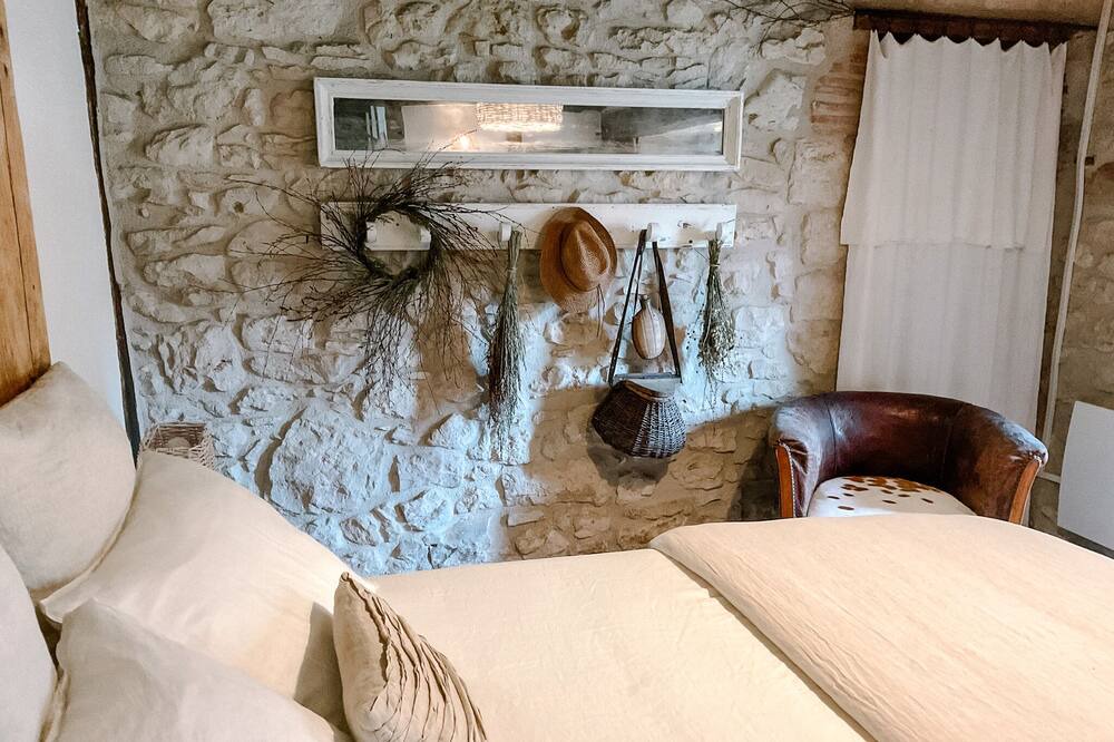 Photo of Bedroom in Tourtoirac