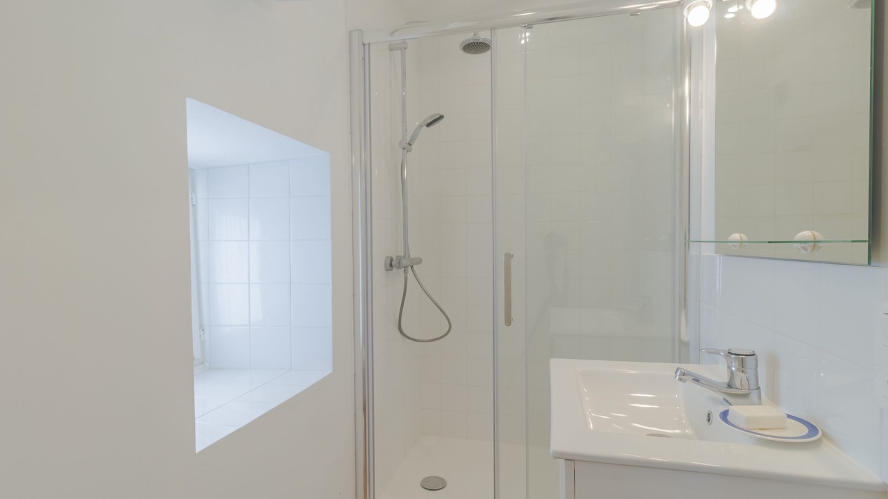 Photo of Bathroom in Castillonnes