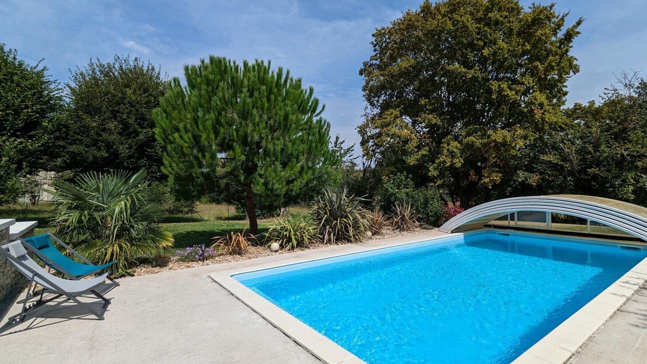 Photo of Outdoor in Salles-Lavalette