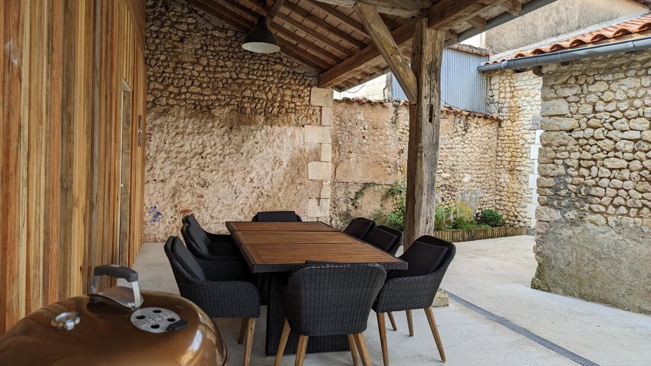 Photo of Outdoor in Salles-Lavalette