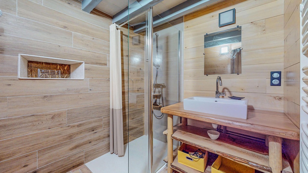 Photo of Bathroom in Les Fosses