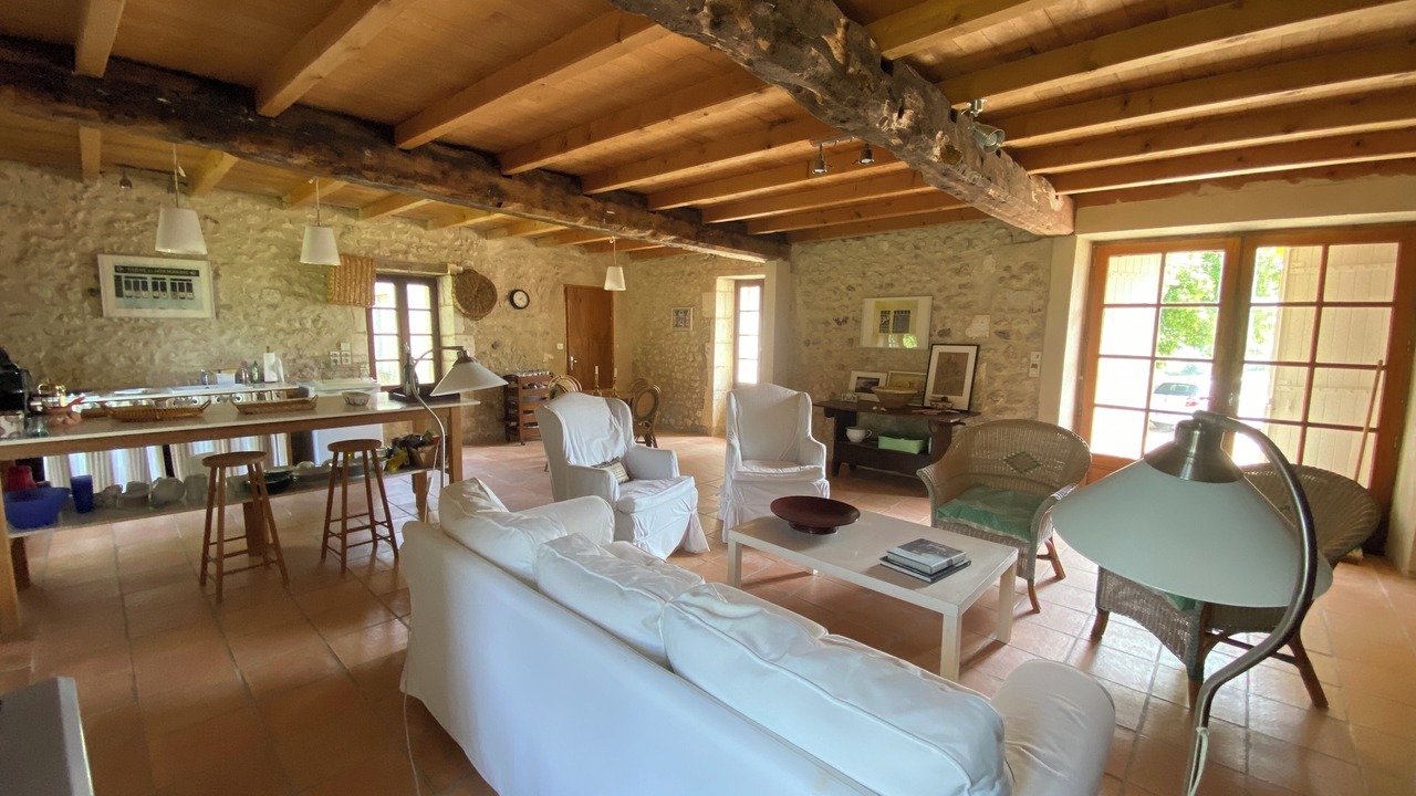 Photo of Livingroom in Bouteilles-Saint-Sebastien