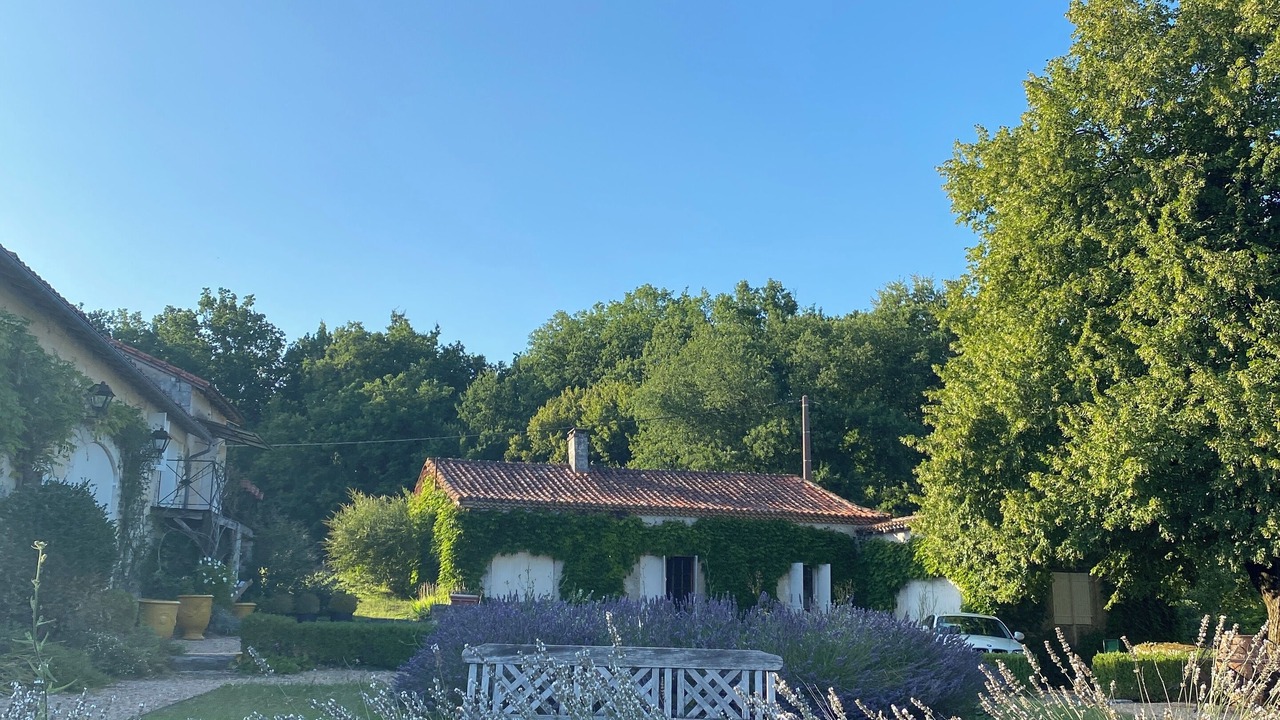 Photo of Outdoor in Bouteilles-Saint-Sebastien