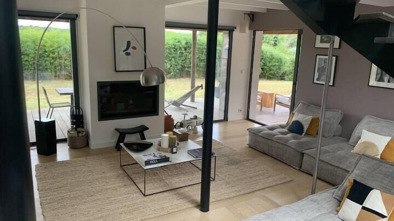 Photo of Livingroom in Camblanes-et-Meynac
