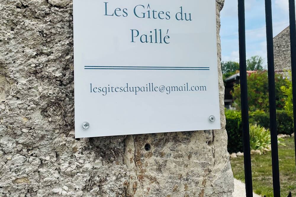 Photo of Others in Paille