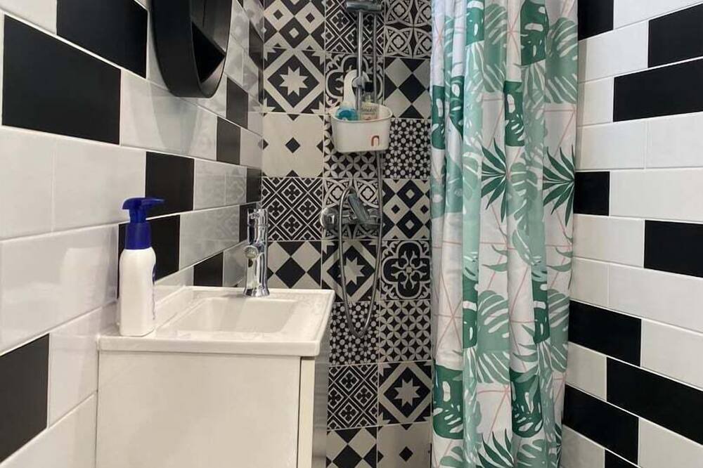 Photo of Bathroom in Les 3 Cites