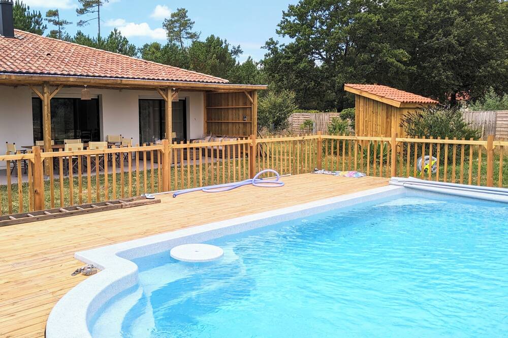 Photo of Outdoor in Escource