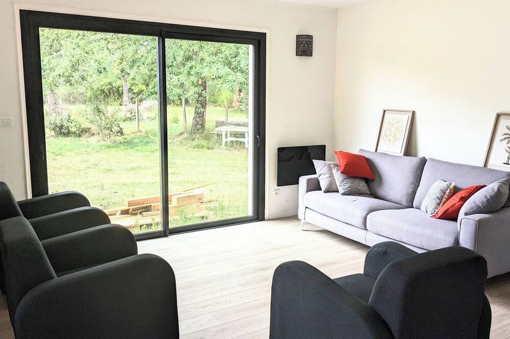 Photo of Livingroom in Escource
