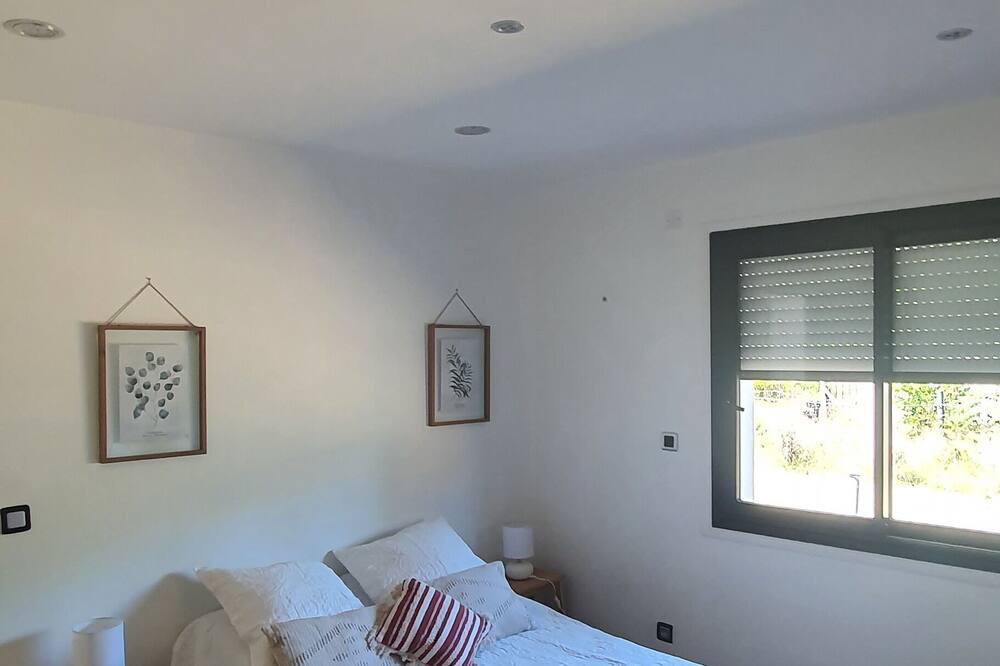 Photo of Bedroom in Escource