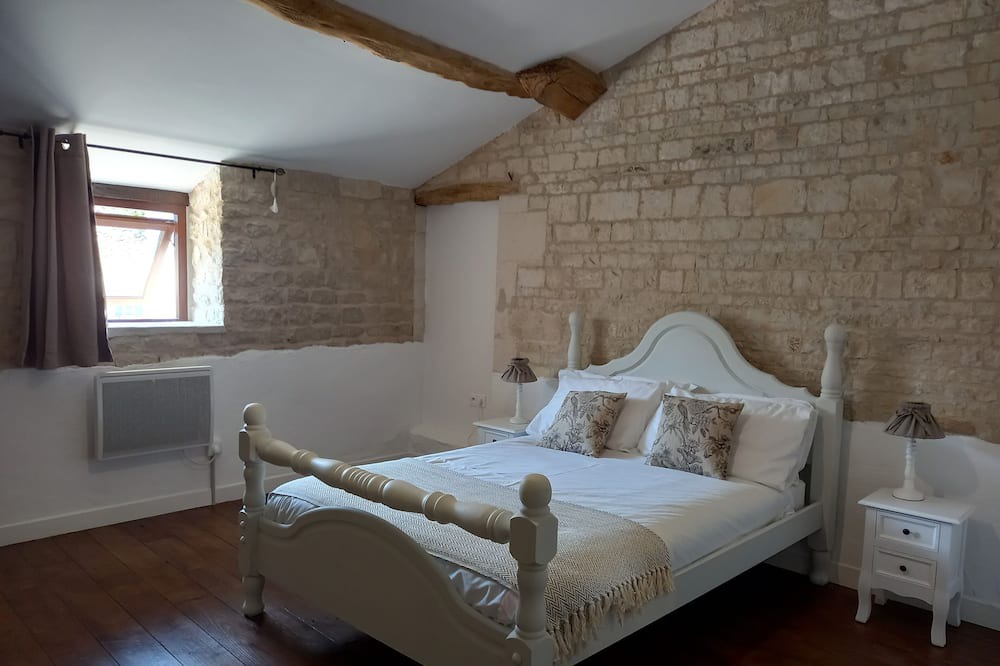 Photo of Bedroom in La Bataille