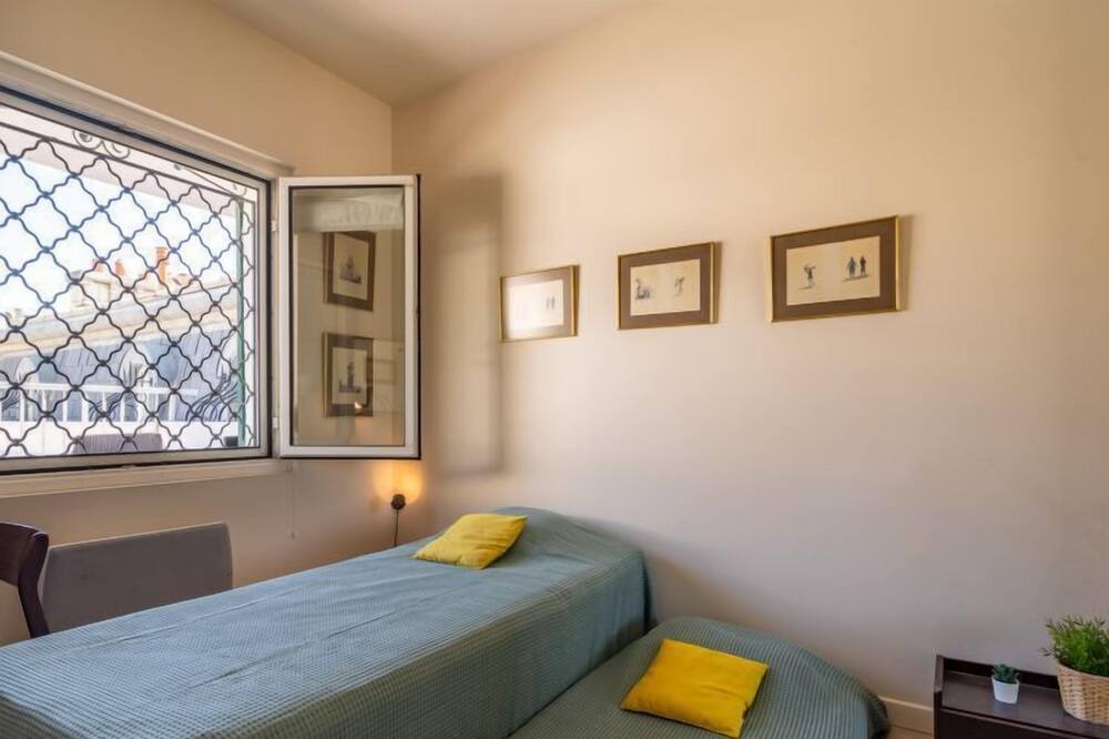 Photo of Bedroom in Biarritz City Centre