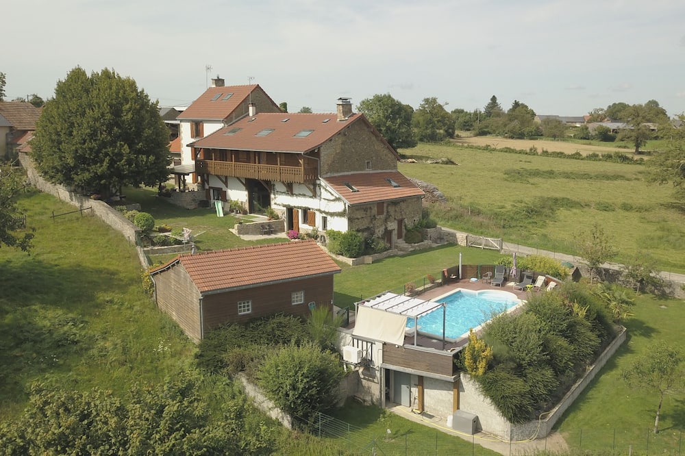 Photo of Outdoor in Naillat