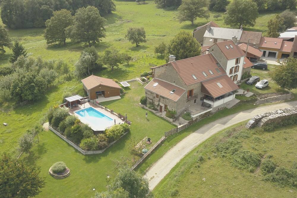 Photo of Outdoor in Naillat