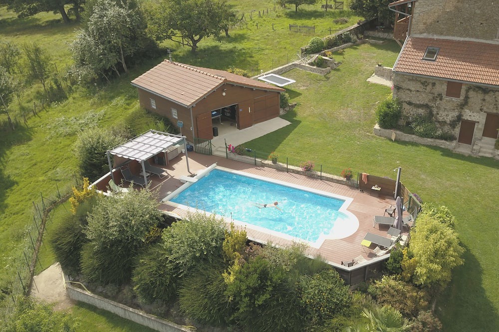 Photo of Outdoor in Naillat