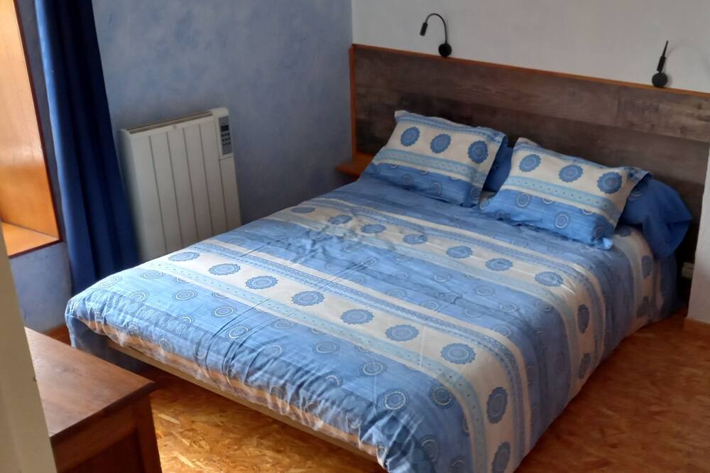 Photo of Bedroom in Naillat